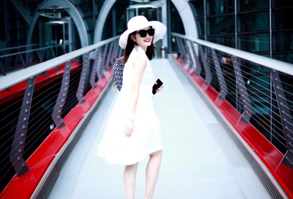 Amanda Zhang discusses how emotional resonance shapes modern branding and creative influence in a visually minimalist, art-inspired setting.