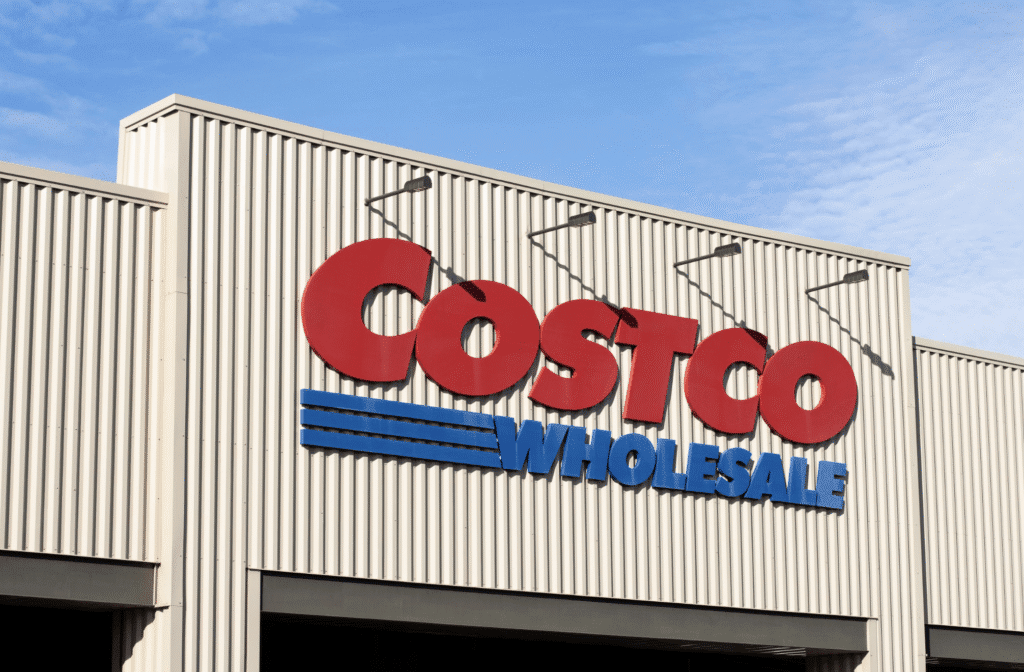 BCI Lab diagnostic matrix illustrating Costco's trajectory from Sovereign Arbitrage to Structural Dilution, mapping the interaction between Experiential MT and Supply Chain ES. 